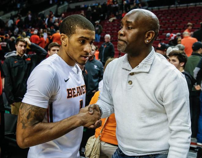 爵士的后场 爵士的后场