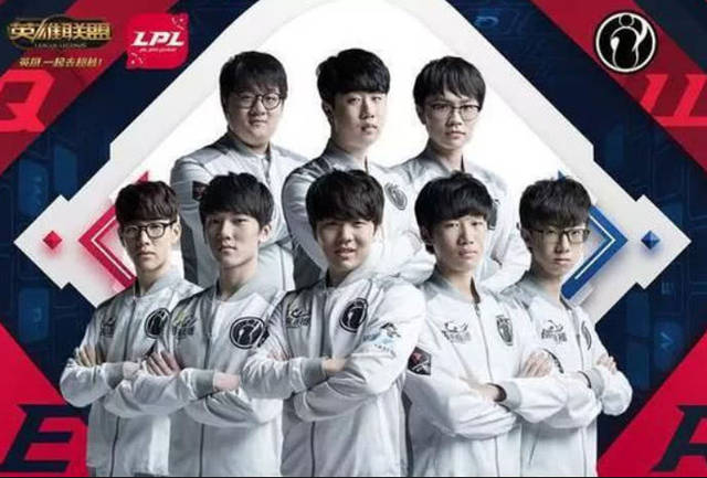 集体宣布辞 集体宣布辞