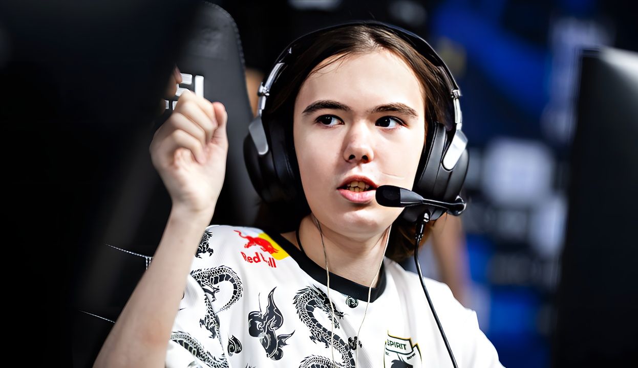 转会市场的 转会市场的