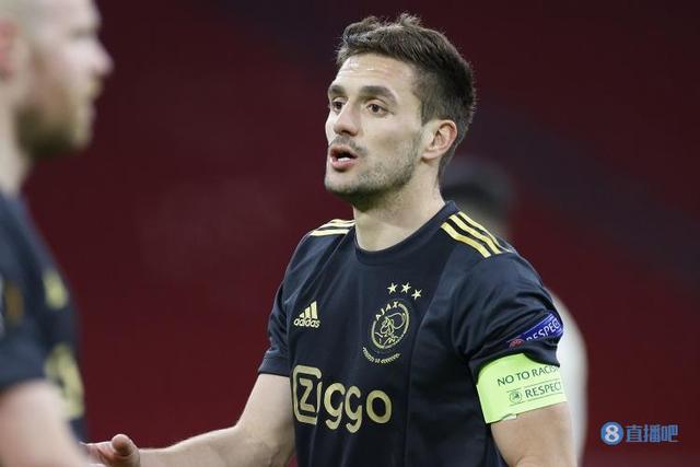 赛场边冲突 赛场边冲突