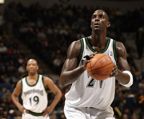 尼克斯侧翼 尼克斯侧翼