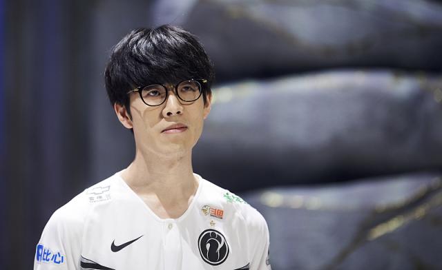 并与数字经 并与数字经